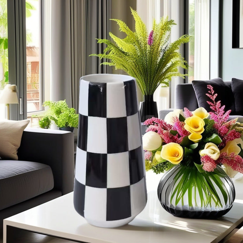 Chic Checkerboard Pattern Ceramic Vase Kalsten