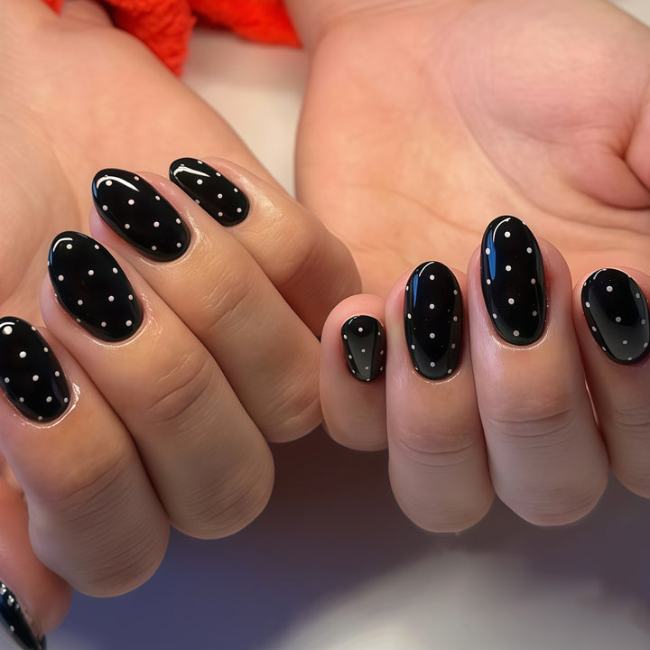 Polka Dot Press-On Nail Set Kalsten