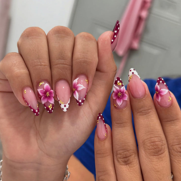 Artificial nails with flower design Kalsten