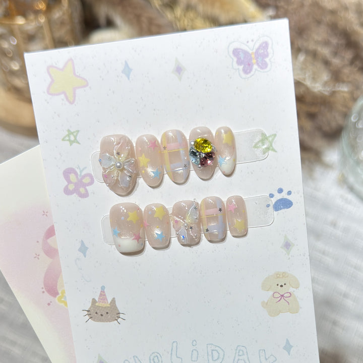 Decorative Press-On Nail Art Set with Gem Accents Kalsten