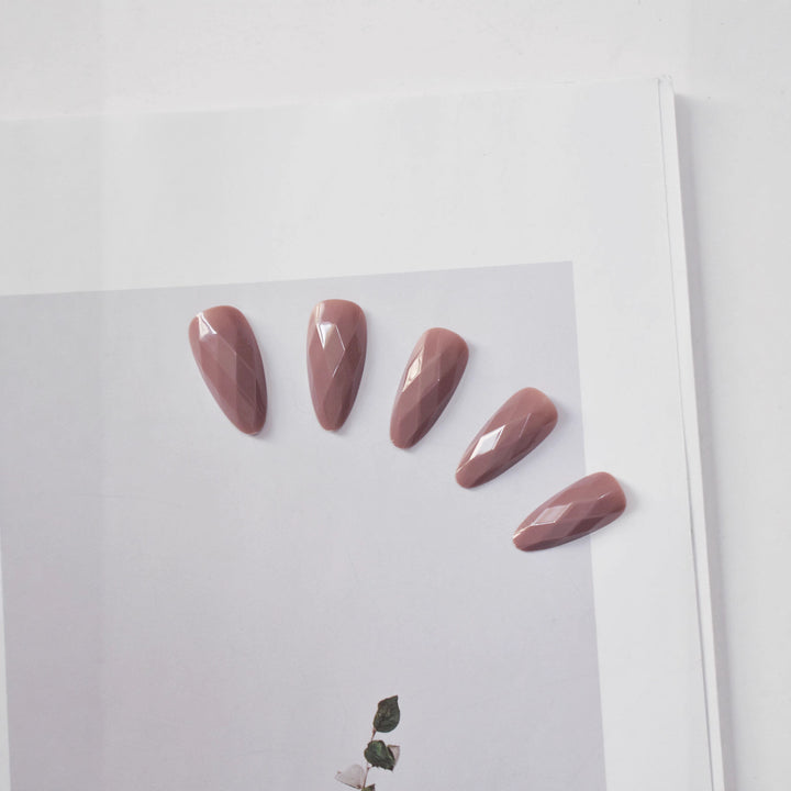 Premium Glossy Diamond-Shaped Press-On Nails Kalsten
