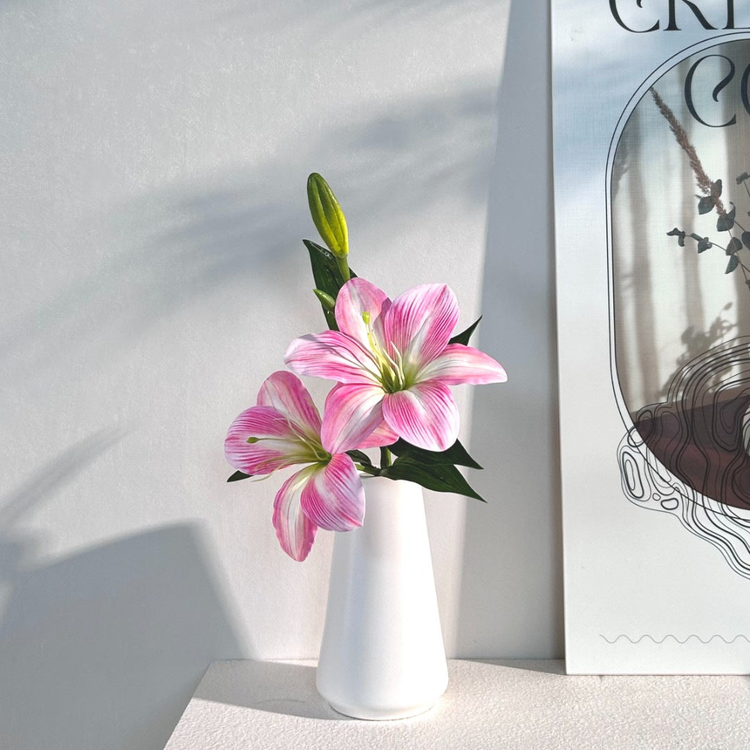 Elegant Decorative Lily Arrangement