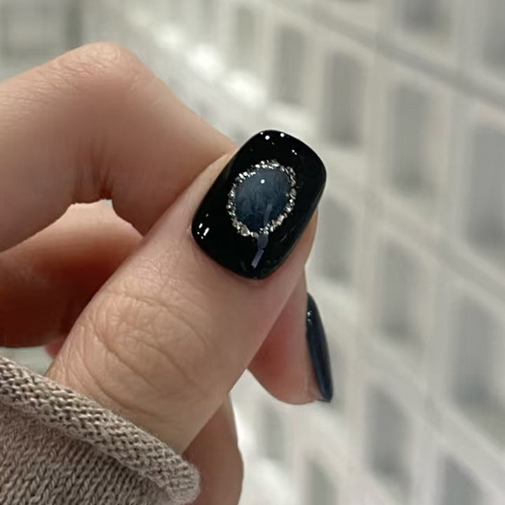 Artistic Press-On Nails with Glittery Star Motif Kalsten