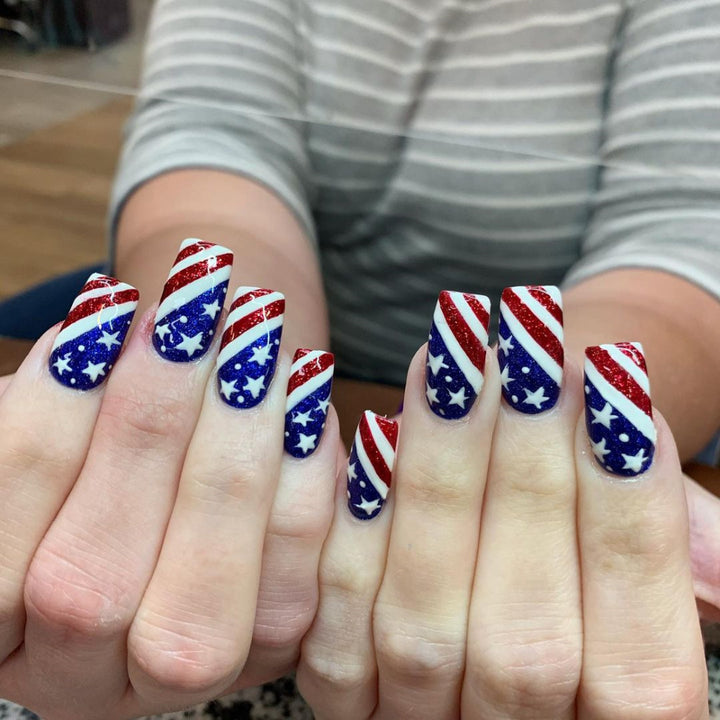 Artificial nails in patriotic stars and stripes design Kalsten