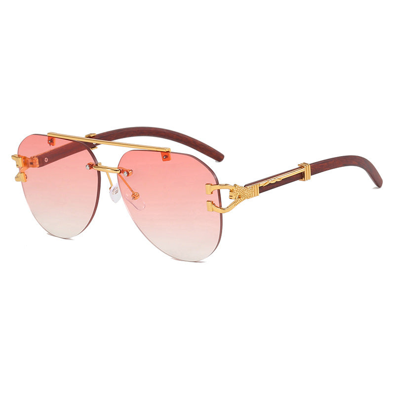 Ladies fashionable pilot sunglasses with luxurious metal accents and wood details Kalsten