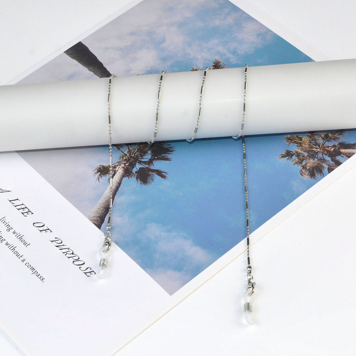 Sleek Minimalist Eyewear Chain Kalsten