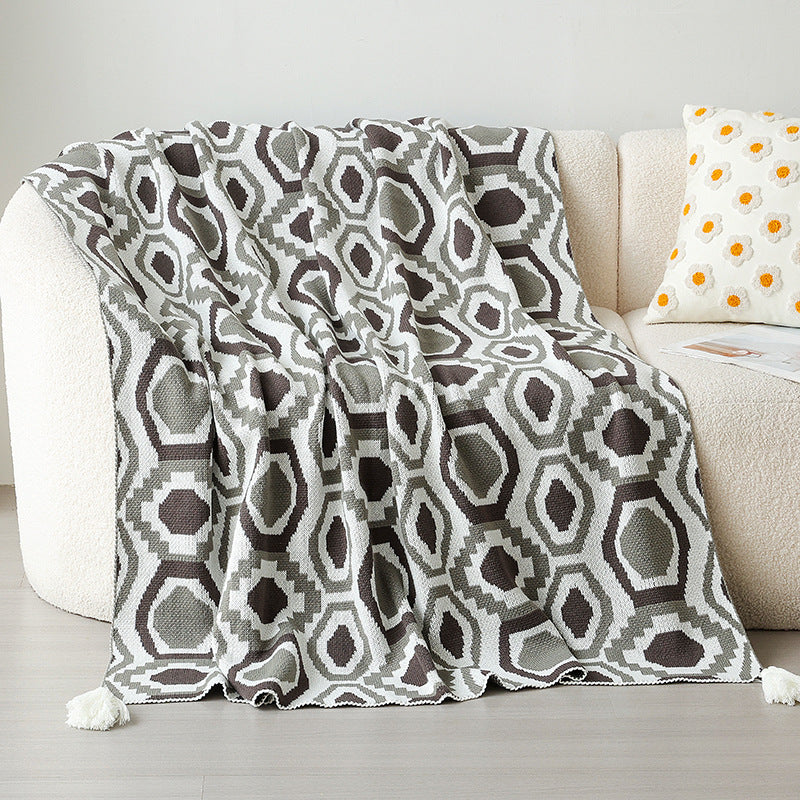 Women's decorative bedspread made of high-quality microfiber with unique design Kalsten