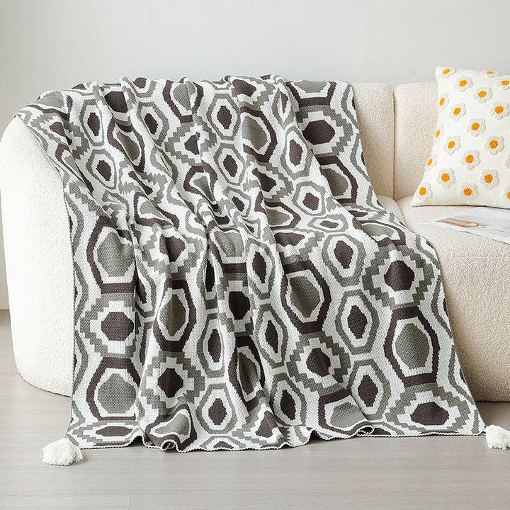 Women's decorative bedspread made of high-quality microfiber with unique design Kalsten
