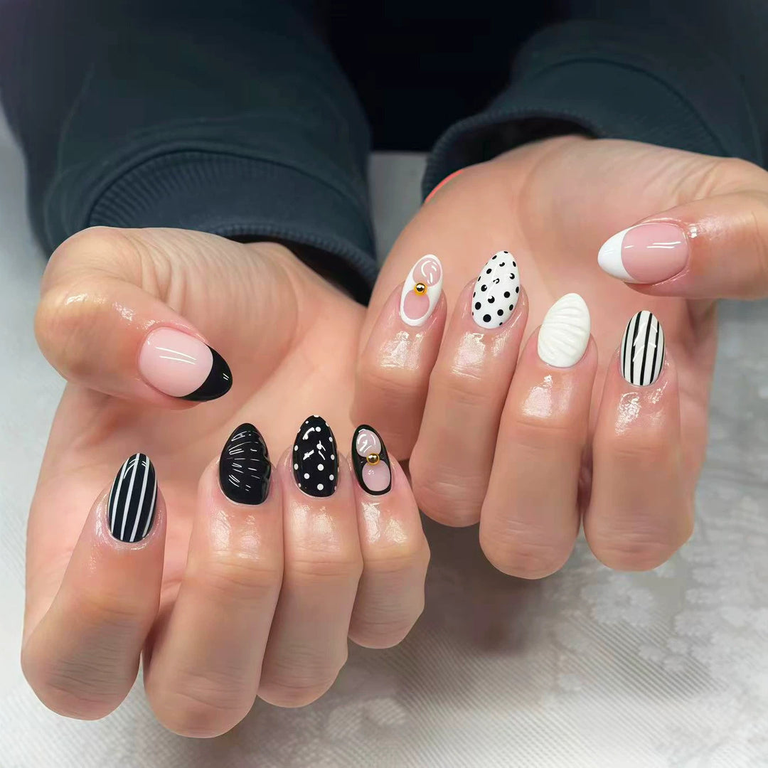 Elegant Artistic Press-On Nail Set Kalsten