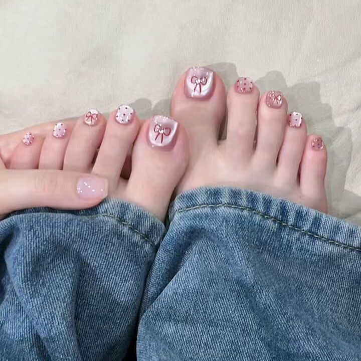 Decorative Press-On Toe Nail Art Kalsten