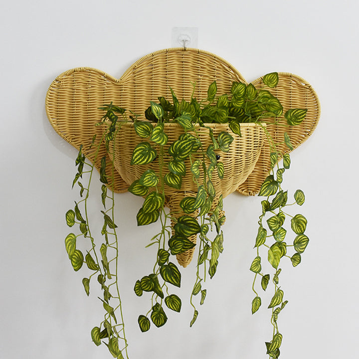 Decorative Elephant-Shaped Wall Basket Kalsten