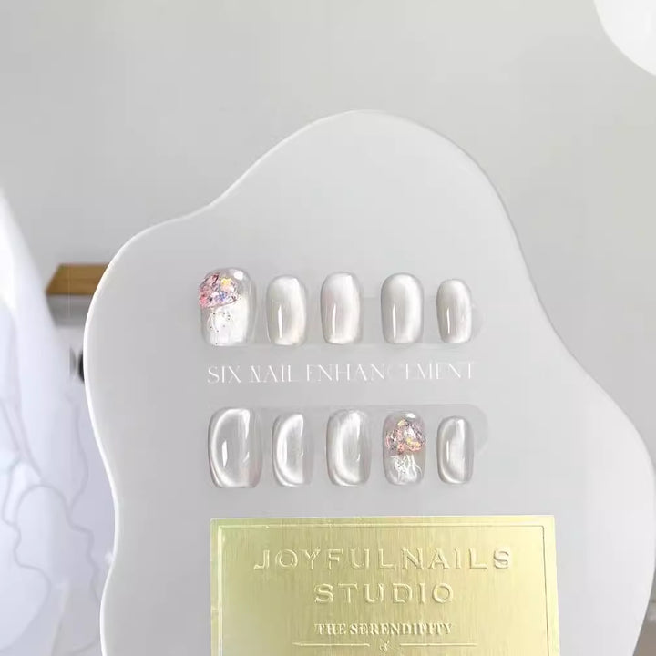 Artistic Jellyfish-Themed Press-On Nails