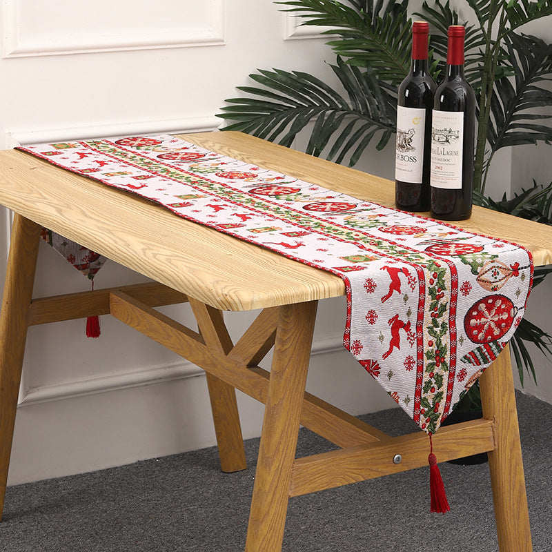 Festive table runner with reindeer motif Kalsten