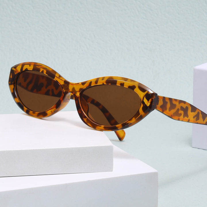 Women's Cat-Eye Sunglasses with Wide Frame and UV Protection Kalsten