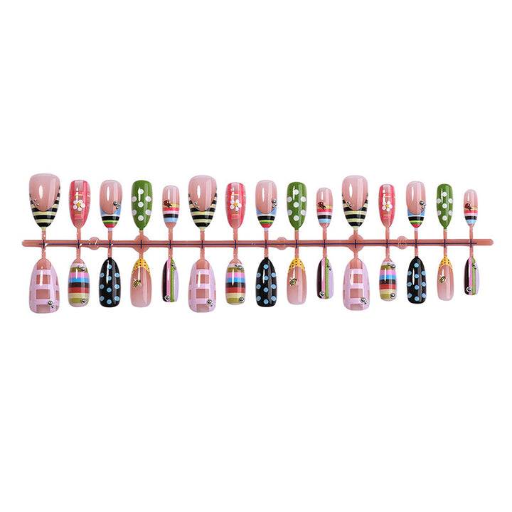 Decorative Press-On Nail Set with Unique Designs kalsten