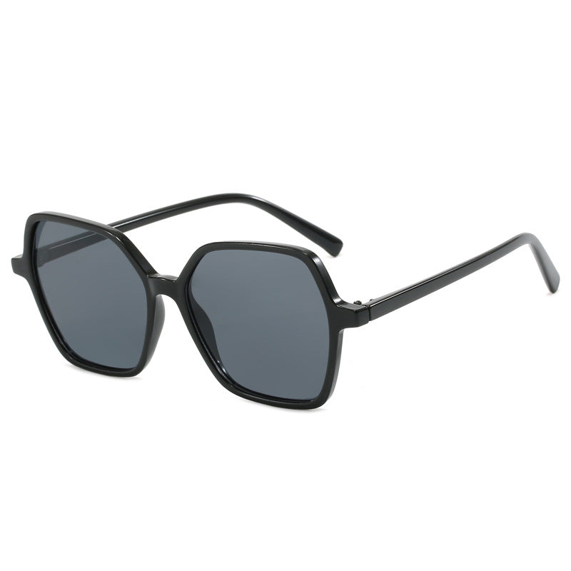 Women's oversized sunglasses in fascinating design Kalsten