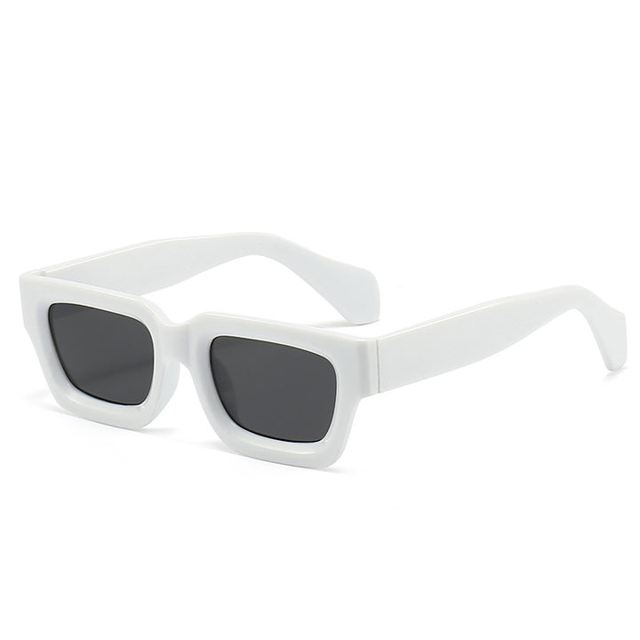 Women's trendy sunglasses with sturdy and transparent frame Kalsten