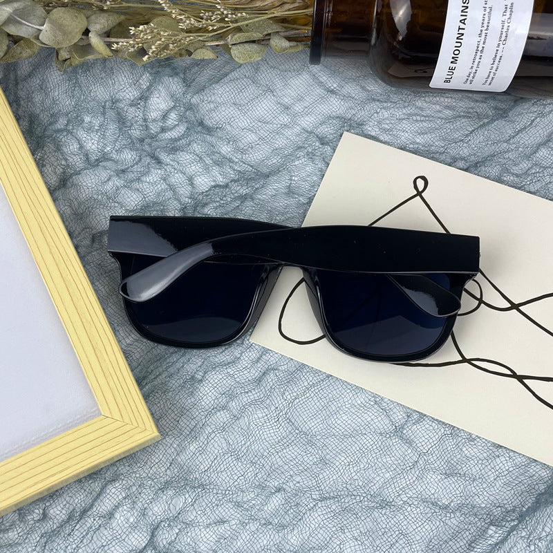 Bold Angular Frame Sunglasses Kalsten