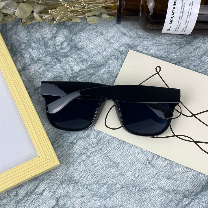 Bold Angular Frame Sunglasses Kalsten