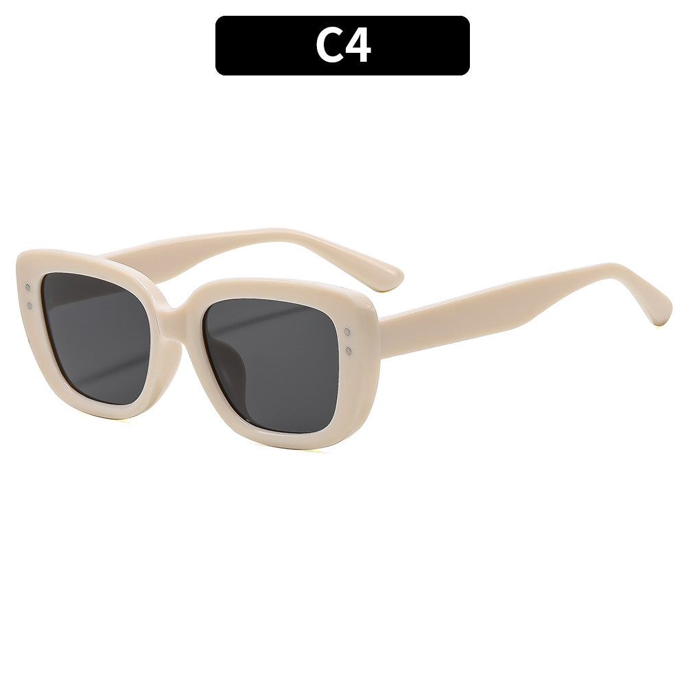 Vintage-Inspired Oversized Square Sunglasses