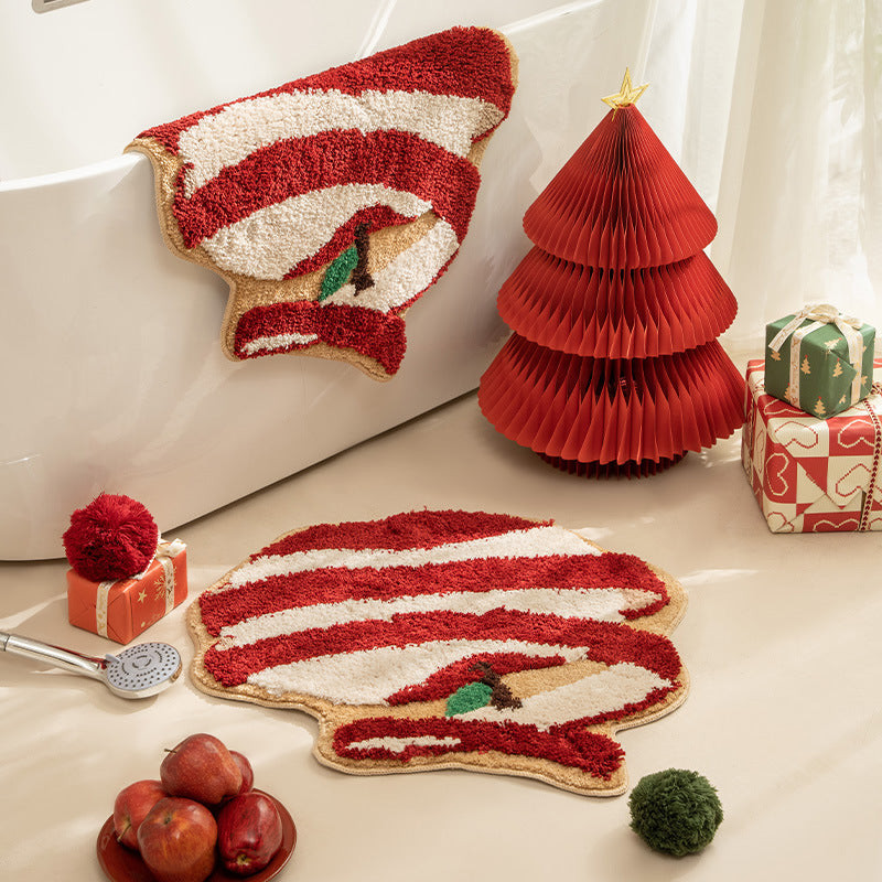 Hand-tufted decorative doormat in apple shape made of cotton blend with non-slip bottom Kalsten