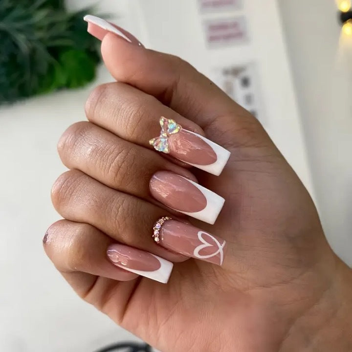 Acrylic nail set with elegant butterfly accents and rhinestones Kalsten