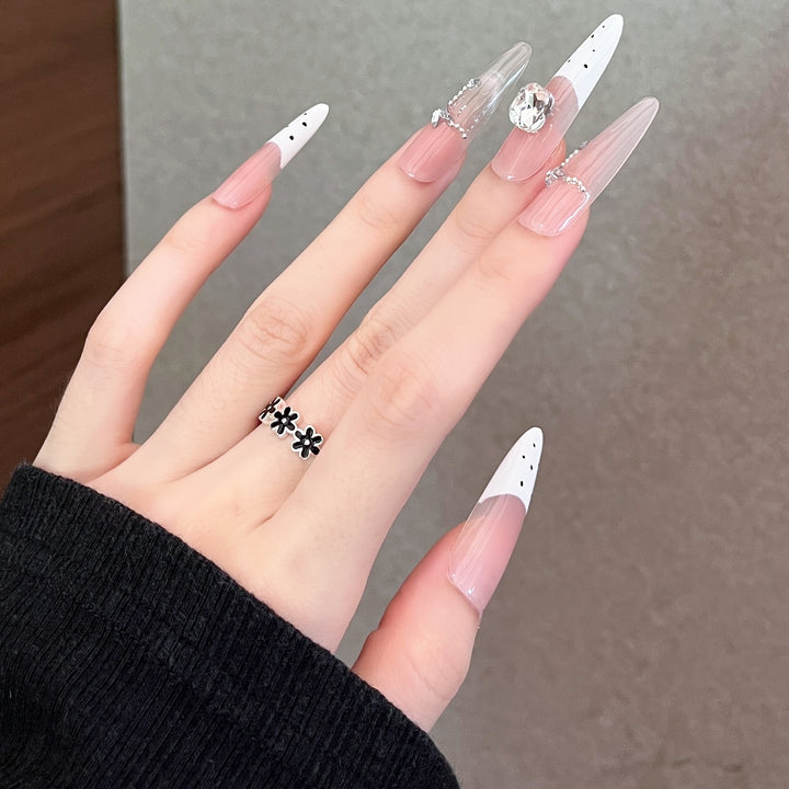 Elegant Handcrafted Press-On Nail Set Kalsten