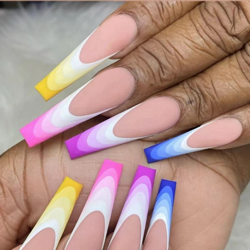 Artificial nails in luxurious ombre design with rhinestone accents Kalsten