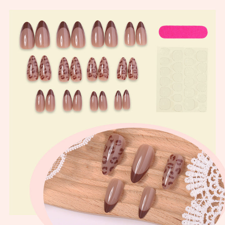 Trendy Press-On Nail Set Kalsten