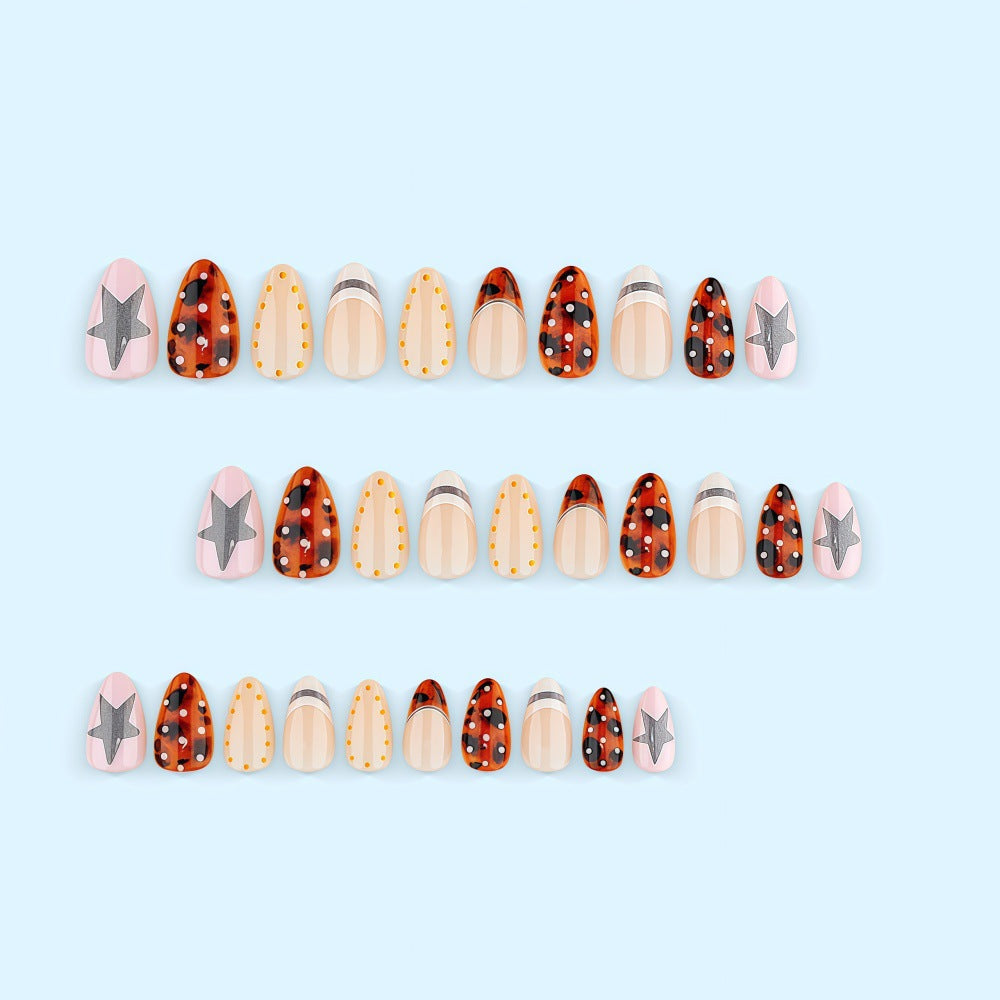 Artificial nails with trendy graphic designs Kalsten