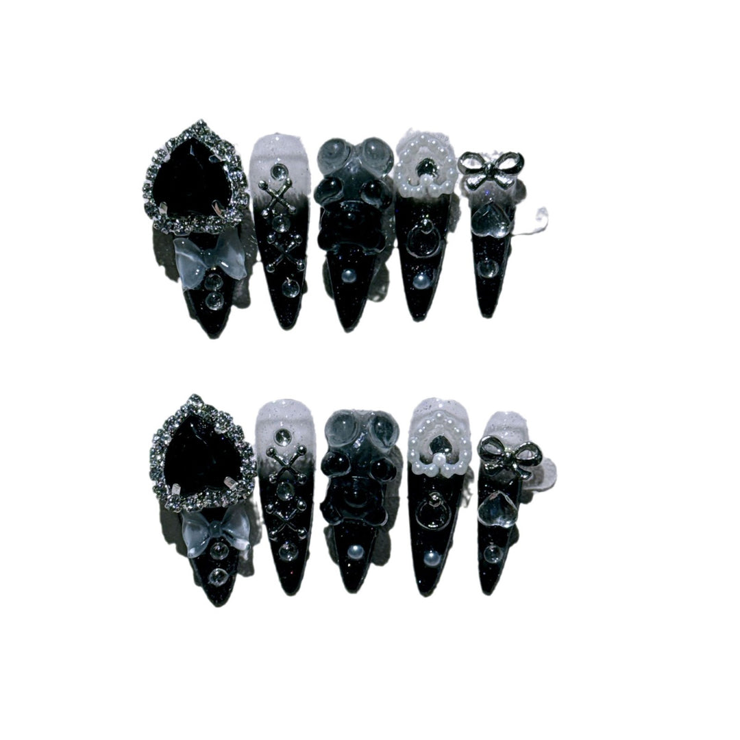 Glamorous Nail Art Extensions