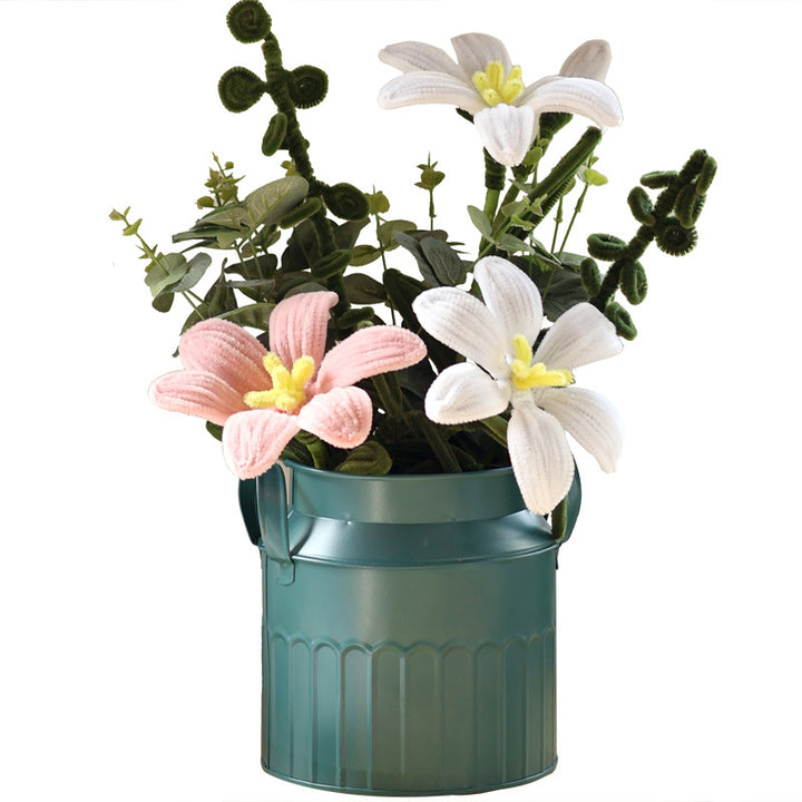 Stylish metal storage unit Kalsten