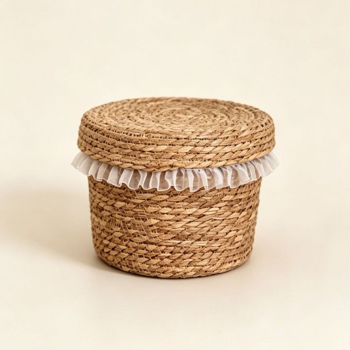 Natural fiber storage basket with ruffled edge Kalsten