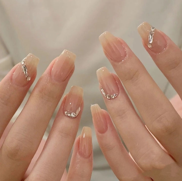 Artistic Cat and Dog Themed Nail Art Extensions Kalsten