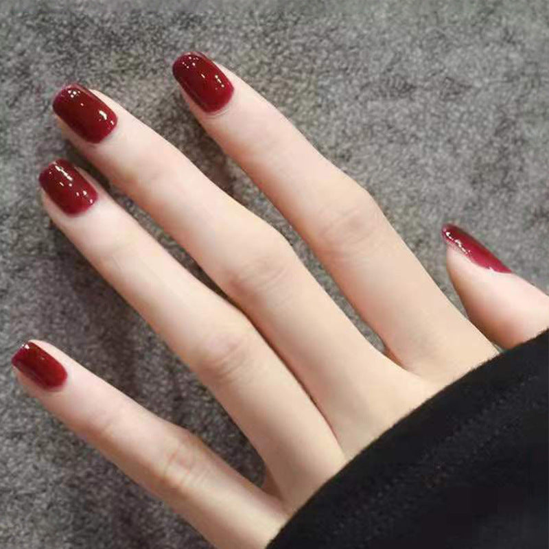 Premium Glossy Nail Set Kalsten