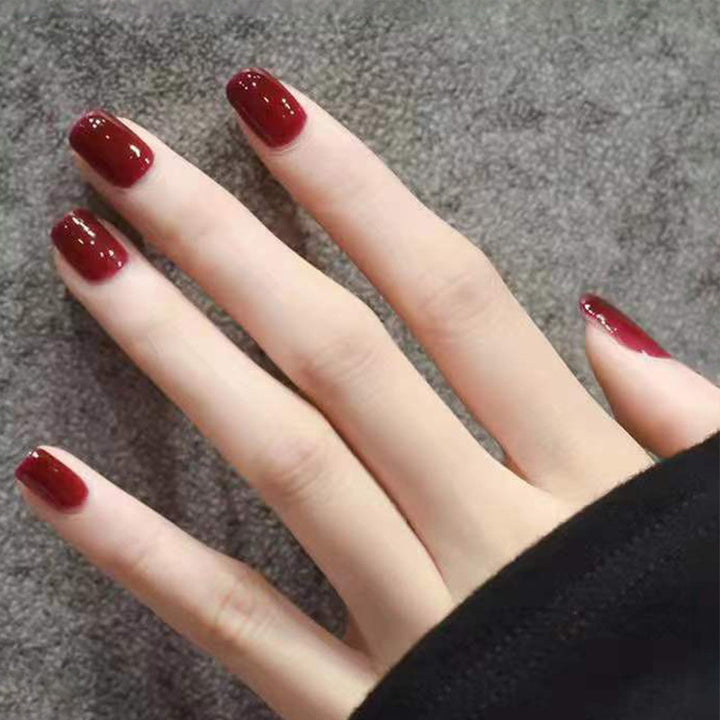 Premium Glossy Nail Set Kalsten
