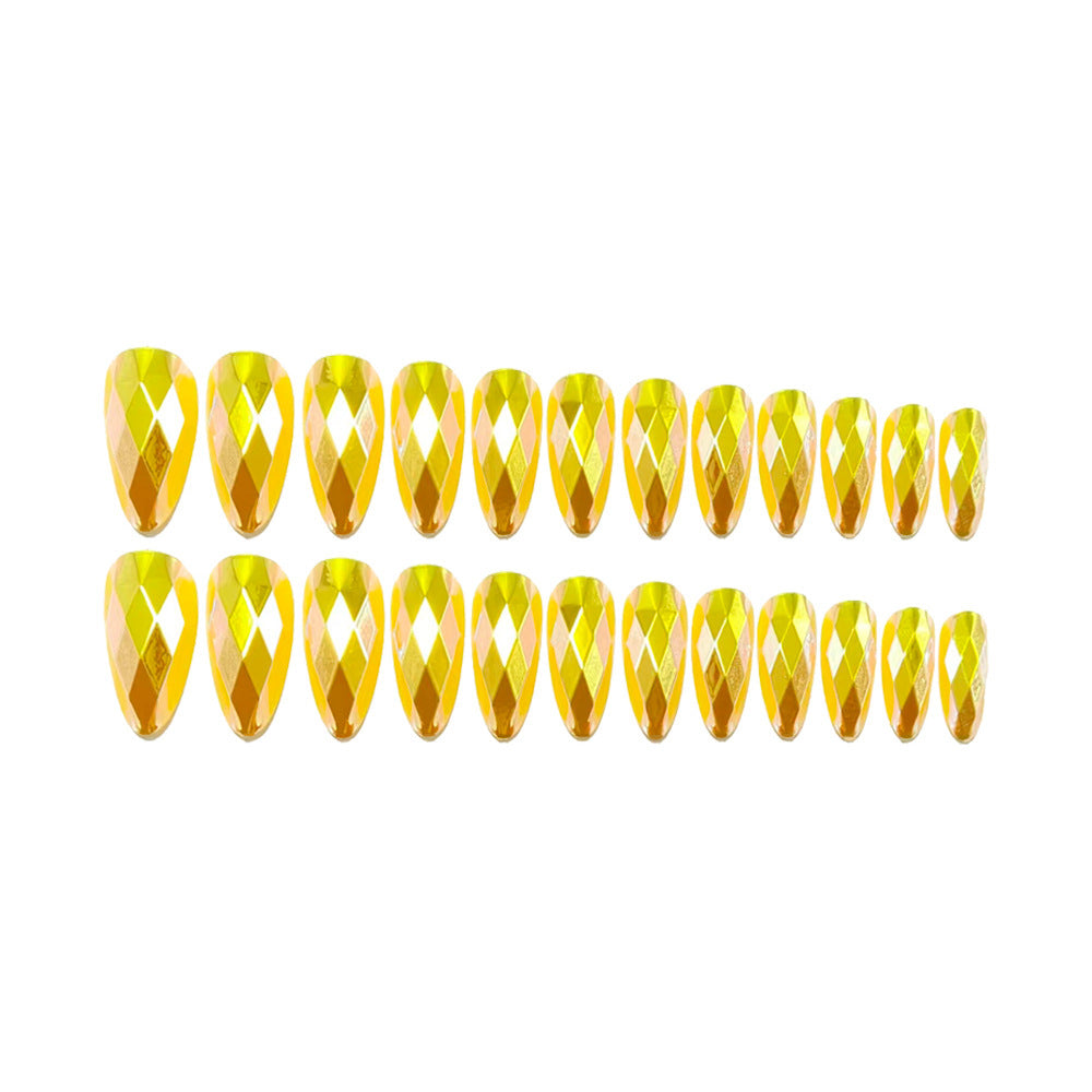 Glamorous Artificial Nails Kalsten