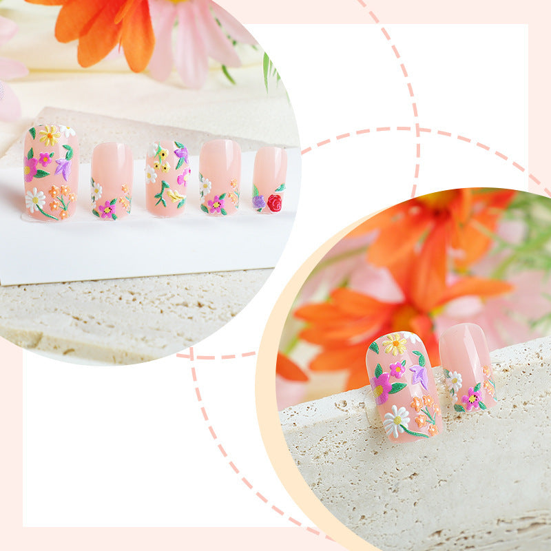 Creative nail set with floral designs Kalsten