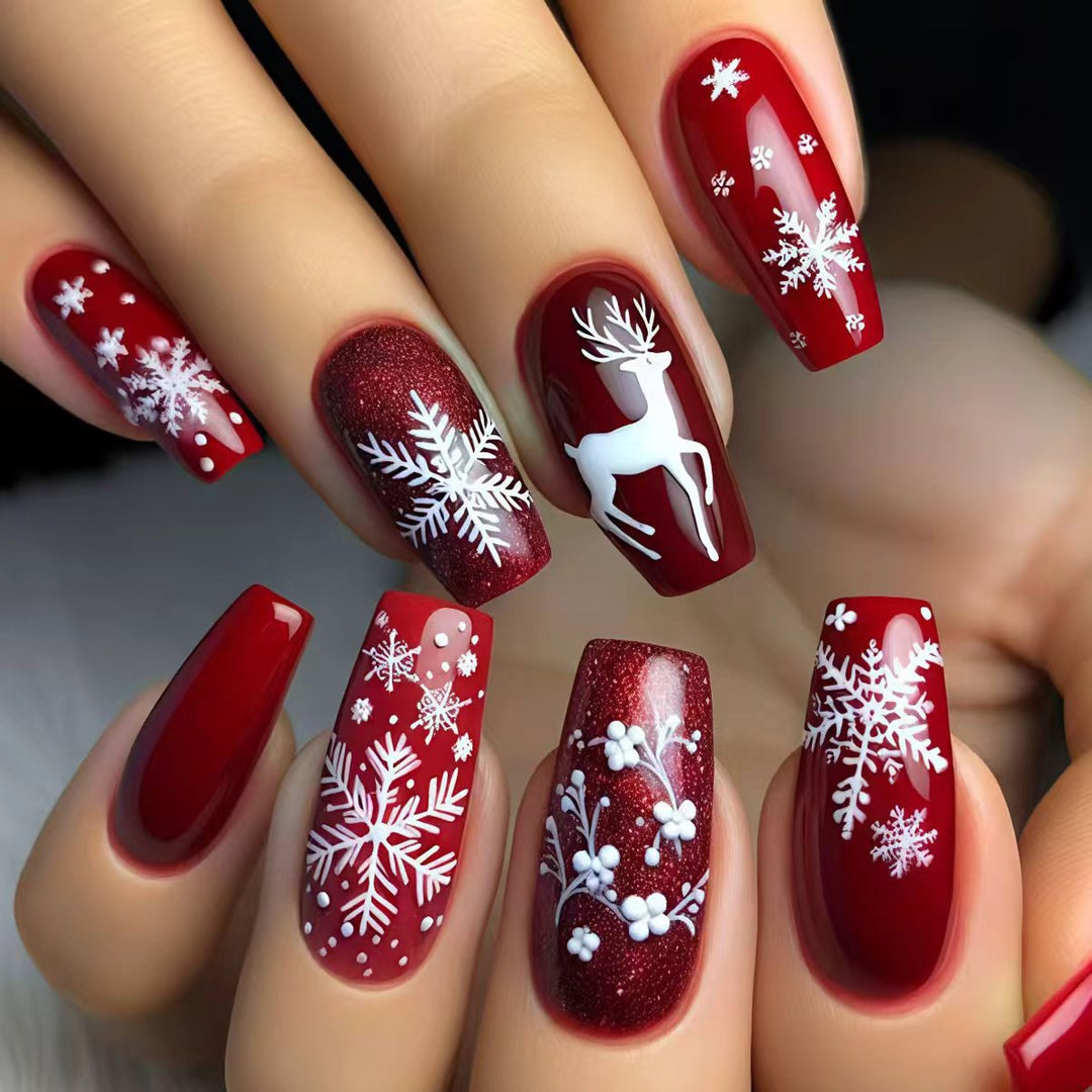 Artificial nails with wintry reindeer design Kalsten