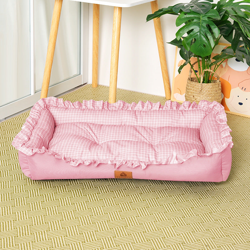 Elegant Ruffled Dog Bed
