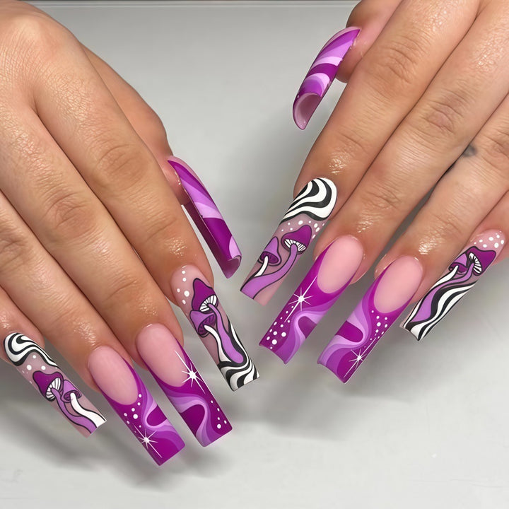 Artificial nails with abstract patterns Kalsten
