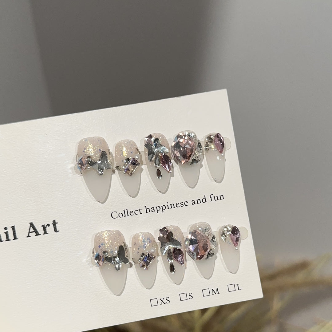 Luxurious Glamorous Press-On Nail Art Set