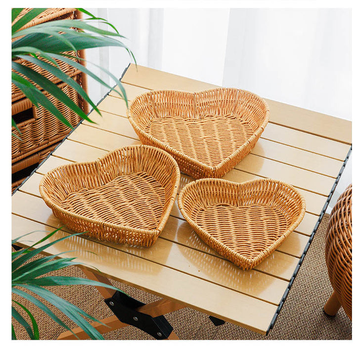 Heart-Shaped Woven Serving Tray Kalsten