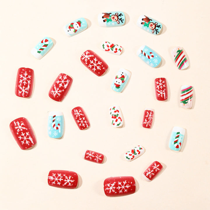 Artistic Christmas-Themed 3D Nail Art Extensions Kalsten