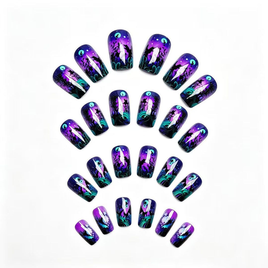 Nail art design with butterfly and night motif Kalsten