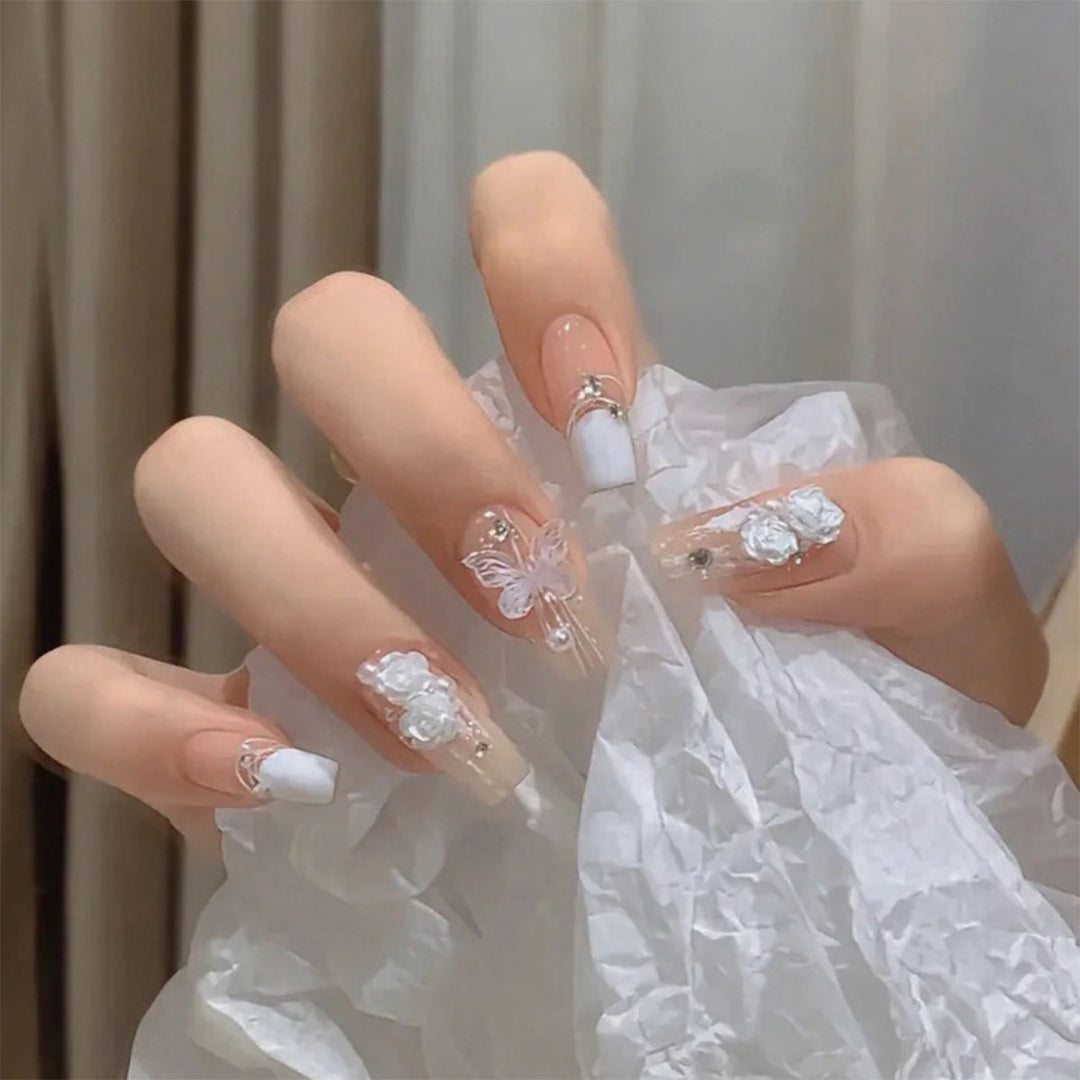 Elegant Floral Acrylic Nail Set