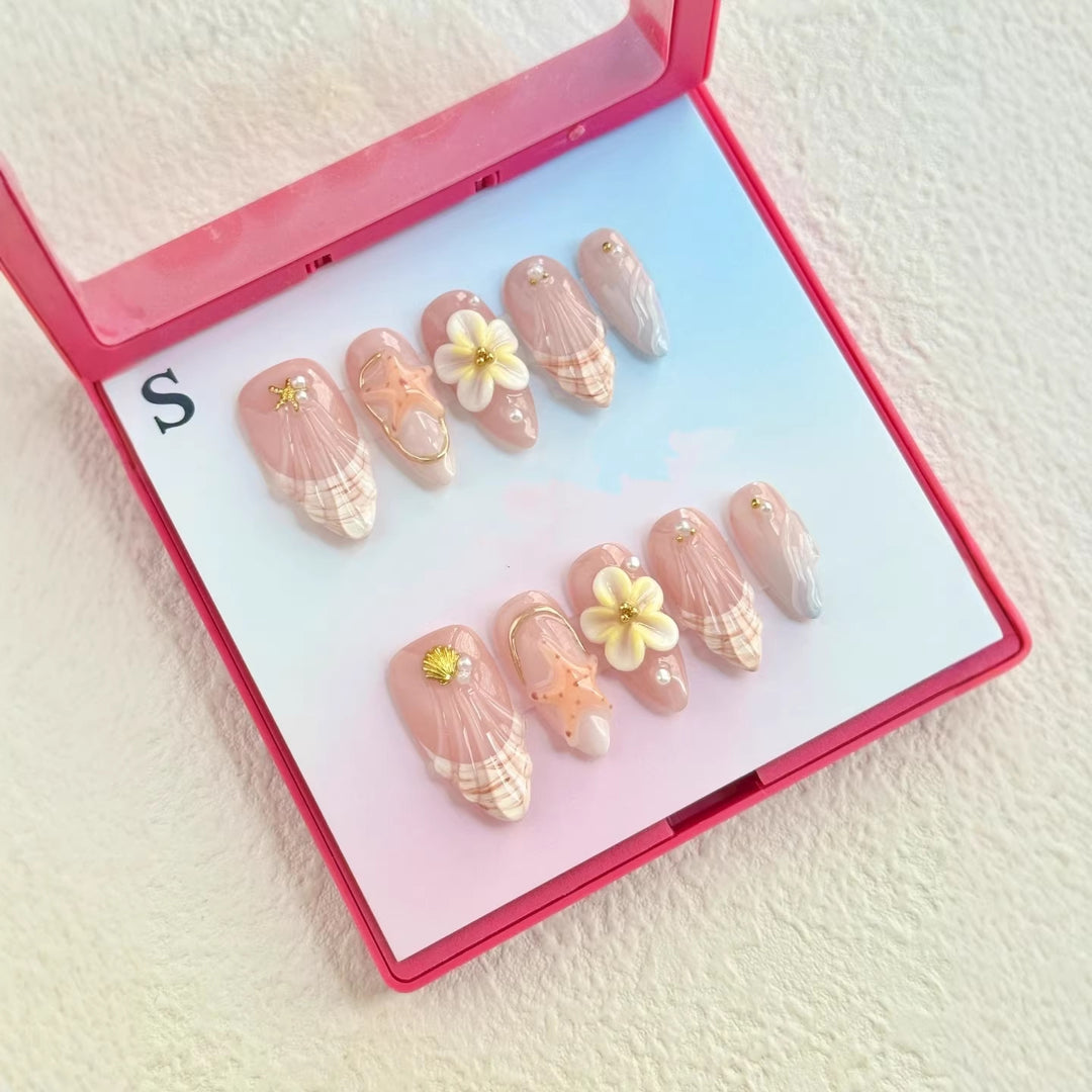 Artistic Shell-Inspired Press-On Nail Art Set