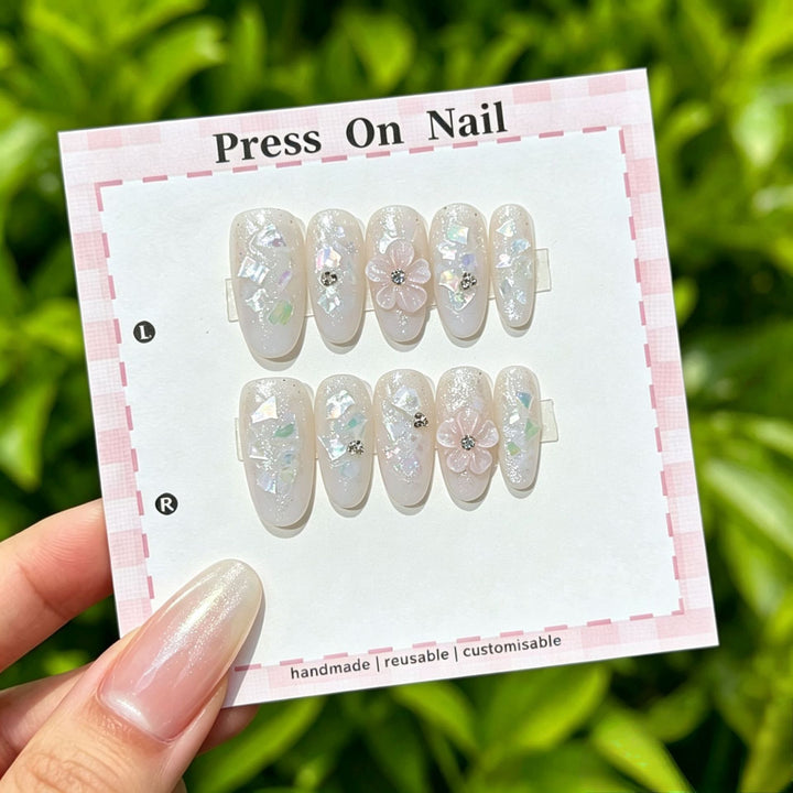 Artistic Floral Press-On Nail Set  1791773803