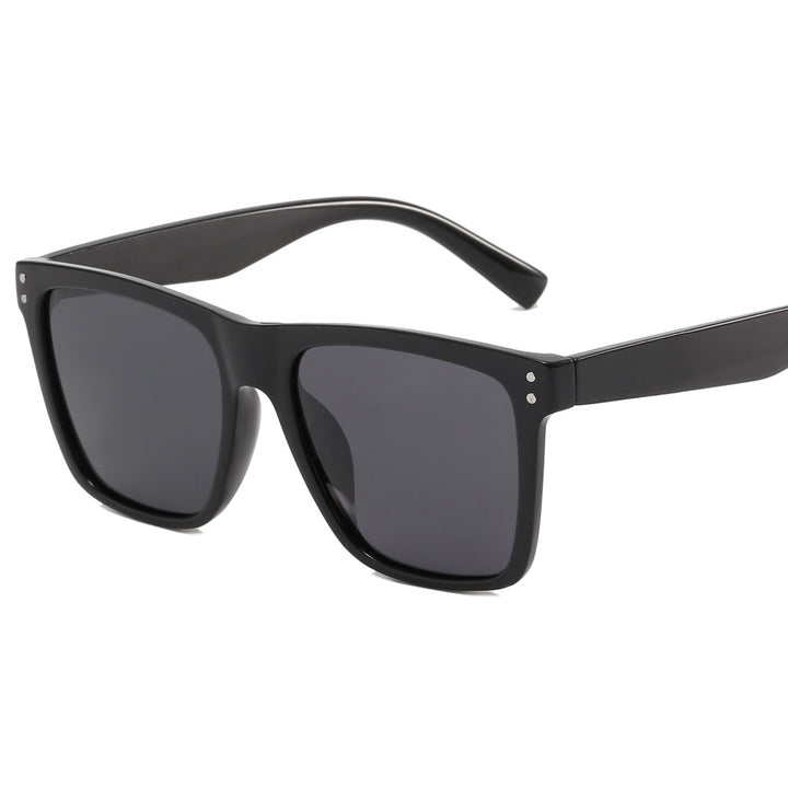 Ladies Fashion Sunglasses with Modern Matte Frame Kalsten