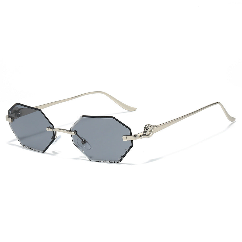 Fashion-Forward Angular Sunglasses Kalsten